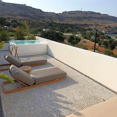 Af Lindia Nature Design מלון לינדוס